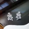 Cinta Azul Hielo~Aretes de Clip para Orejas con Lazo Retro Francés Sin Agujeros en las Orejas, Diseño de Nicho, Aretes de Alta Gama y Elegantes