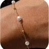 Pulseira de Coração Transfronteiriça Europeia e Americana com Pérola Imitação Barroca para Mulheres Fivela Francesa Simples Joia de Mão para Mulheres Elegante