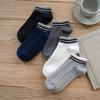 Meias de cano médio infantis versão coreana estilo Harajuku outono e inverno duas listras cano longo estilo acadêmico femininas elástico alto meias de chão atacado