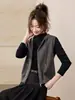 Chaleco de punto con capucha estilo coreano para exportación, otoño 2026 versátil para capas suave y cálido sin mangas estilo europeo y americano prendas de abrigo para mujer