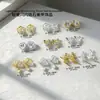 Accesorios de pedrería para decoración de uñas con forma de corazón explosivo de lujo en zirconia cúbica, exquisitos y únicos, con un toque de alta gama, featuring pedrería de zirconia cúbica en forma de lazo y corazón.
