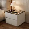 Mesita de noche inteligente para dormitorio del hogar, nuevo modelo 2026, lujo ligero con sensación de alta gama, gabinete popular de madera maciza con carga inalámbrica para dormitorio principal