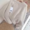 Otoño e Invierno 2025 Nuevo Coreano Suave Cera Marrón Tejido de Punto Pulóver de Terciopelo de Mapache para Mujer Cuello Redondo Top de Punto de Lana