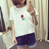 Novo Produto Verão 2025 Novo Estilo Coreano Camiseta Feminina de Manga Curta Camiseta Básica Feminina Roupas de Estudante Tops Femininos