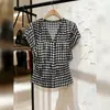 Blusa Retro de Lunares Estilo Francés de Manga Corta con Cuello en V, Moderna y Elegante para Primavera, Top Camisa Versátil