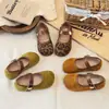 Sapatos Mary Jane Rasos Quadrados Velcros Novos Aumento de Altura Estilo Fada Francesa Outono 2026 Sapatos de Couro
