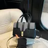 Bolso de Mano Patchwork Texturizado de Comercio Exterior para Mujer 2025 Nuevo Principios de Otoño Bolso de Hombro Cruzado con Estilo de Alta Gama Bolso Cruzado para Viajes