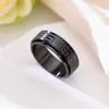 Anillo Rotatorio de Acero de Titanio con Patrón de Llave Retro para Hombres Alivio del Estrés Anillo Giratorio para el Dedo Joyería de Mano Versátil que No se Desvanece Fábrica Venta al por Mayor