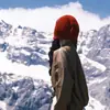 Gorro de punto Kawanishi para turismo con borla roja para mujer, otoño e invierno, viaje por el Día Nacional, sombrero de lana calado para pradera