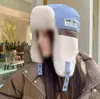 Gorro Lei Feng de Bloques de Color del Noreste para Mujer en Invierno Ciclismo al Aire Libre Resistente al Viento Cálido Gorro Pulóver Estilo Coreano Versátil Gorro de Felpa de Algodón