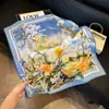 Pañuelo de Seda 70 Cuadrado Moda Coreana de Alta Gama Versátil Profesional Seda Sintética Pequeño Pañuelo de Cuello Estampado Retro Pañuelo de Seda para Mujer