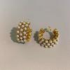 Aretes retro estilo europeo y americano en forma de C para mujer, diseño de alta gama de lujo ligero, aretes de perlas chapados en oro antiguo, decoración de metal