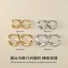 Brincos de Prata de Lei S999 Agulha Círculo de Möbius Studs Super Bonitos Studs de Orelha Tarraxas com Toque de Luxo Novos Brincos Verão 2026