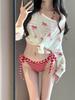 Maiô Bikini Feminino de Três Peças com Decote Halter Estampado Proteção Solar Saída de Praia Estilo Puro Desejo Emagrecedor Roupa de Banho para Férias