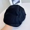 Chapéu Boné de Couro PU Ultra-Fibra Leve Elástico para Mulheres Outono e Inverno À Prova de Vento Boné com Aba Chapéu de Jovem Newsboy Retrô Meio do Século Boina