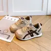 Zapatillas de papá para niños, zapatillas ligeras para niñas, nuevas zapatillas transpirables para correr para niños de verano 2026, zapatillas versátiles Forrest Gump