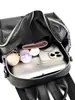 Mochila nueva de cuero genuino para mujer hecha de piel de vaca de capa superior, elegante y versátil, adecuada para el trabajo, viajes de negocios y el uso diario.