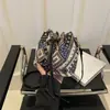 Bolso Cruzado de Hombro Casual de Moda 2026 con Textura Simple, Bolso de Estilo Nuevo, Tendencia de Primavera, Bolso Cubo Personalizado para Mujer