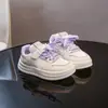 Sapatos de Lona Infantil Branco Sola Grossa Crianças Médias e Grandes Estudante Sapatos Casuais 2025 Início do Outono Meninos Performance Meninas Sapatinhos Brancos