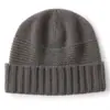 Cachemira 2026 Otoño/Invierno Nuevo Moda Unisex Versátil Simple Cálido Protección para Orejas Protección contra el Frío Gorro de Punto