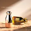 Em Estoque Frasco Personalizado de 30ml com Conta-gotas Auto-sucção para Óleo Essencial com Bomba de Pressão, Frasco Dispensador de Vidro Cosmético, Novo Material de Embalagem