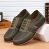 Sapatos de Tecido Estilo Novo de Verão com Quatro Tiras, Estilo Antigo de Pequim, para Pais de Meia-Idade e Idosos, Sapatos Casuais Masculinos Confortáveis de Alta Qualidade, Sapatos de Trabalho
