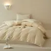 Artículo de tela de punto cepillado 100% algodón grado A ~ Juego de funda de edredón y sábanas de color liso estilo coreano con una textura suave como una nube, perfecto para ropa de cama cálida de otoño e invierno
