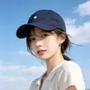 Gorra de Béisbol Versátil Estilo Coreano Nuevo para Mujer Otoño e Invierno Versátil Estilo Callejero Gato Bordado Hace que la Cara se Vea Más Pequeña Gorra de Pico