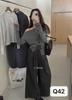 Tejido de punto con hombro irregular inclinado y abertura para mujer, estilo nuevo de principios de otoño, estilo francés, top de manga larga para debajo de la ropa, fábrica