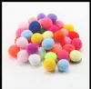 100 Piezas Color Mixto, 20 mm Mini Pompones Suaves Esponjosos Bolas de Pompones Hecho a Mano Juguetes para Niños Decoración de Boda Navidad Manualidades de Costura DIY Suministros