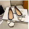 Zapatos Chanel Estilo Lazo Boca Baja Zapatos de Mujer Primavera y Verano 2024 Nuevos Zapatos Planos Slip-on Talla Grande Zapatos de Mujer
