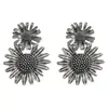 Pendientes de Tachuela de Moda Versátiles para Todas las Estaciones Europeos y Americanos Pendientes Largos Irregulares Geométricos de Flor de Aleación de Alta Gama Dorados