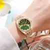 Novo Relógio com Pulseira de Aço Feminino Moda Nicho Temperamento Relógio Comércio Exterior Relógio de Luxo Leve Relógio de Quartzo Feminino de Ponta