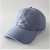 Boné de Baseball Colorido Simples e Estiloso com Letras Grandes, Estilo Casal Unissex, Boné Versátil Casual de Topo Macio para Proteção Solar