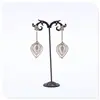 Estante de exhibición de joyería de aretes con borlas creativas, estante de exhibición para muestras en casa, estante en stock, venta al por mayor