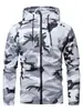 Jaqueta com capuz masculina camuflada para esportes e atividades ao ar livre, casual, modelagem solta, versátil e moderna.