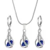 Traje de joyería de cristal de circón de venta caliente transfronteriza para mujer, diseño creativo retro europeo y americano, collar de aretes de gota de agua giratoria, moda