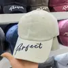 Gorra de Béisbol Azul Desgastada Estilo Retro Americano Nueva Llegada Primavera para Mujer Versátil Ampliada Profundizada Bordado de Letras Agujero Gorra de Pato