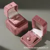 Caja de Joyería de Terciopelo Estilo Retro Europeo para Gemas Anillos de Diamante Collares de Perlas Anillos Pendientes Caja para Pendientes Accesorio de Moda Caja de Almacenamiento