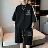 Shorts Bordados Masculinos, Conjunto de Verão Manga Curta Masculino, Conjunto de Verão Juvenil, Conjunto Casual Masculino Gola Redonda Estilo Hong Kong Duas Peças
