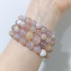 Producto Único "Sakura" Es un Pulsera de Ágata Translúcida Rosa Suave Hecha a Mano para Mujeres