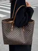 Yozzi 2026 bolso nuevo de gran capacidad para principios de otoño, versátil, moderno, bolso de hombro casual, bolsa de mano popular para el día a día