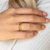 Anel de design de anel empilhado com rede de torção de diamante de alta qualidade de três camadas, micro cravação, anel de luxo leve, novas explosões da Amazon
