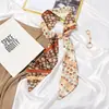 Nuevo pañuelo francés retro para el cabello Pañuelo pequeño para mujer primavera y otoño Estilo occidental versátil pañuelo pequeño para corbata de camisa bolsa pañuelo pequeño