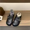 Mocasines lindos y mullidos estilo Birkenstock para mujer, colección otoño/invierno 2026, punta redonda, con detalle de hebilla, cálidos y fáciles de poner, versátiles y elegantes