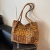 Bolsa Retro con Estampado de Leopardo para Invierno Pedido Extranjero para Mujer 2026 Nuevo Estilo Coreano Bolso Tote Versátil Gran Capacidad para Viajar Debajo del Brazo