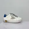 Zapatillas casuales retro clásicas de cinco puntas, ligeras y cómodas para niños, modelo de principios de otoño 2026 para niños y niñas