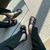 Sandalias planas de verano 2025 con bloques de color en forma de H para mujer, pantuflas casuales con velcro, mismo estilo que Erjiu