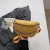 Bolso de Pecho Tejido Versátil Transfronterizo para Mujer Verano 2026 Nueva Moda Bolso de Cintura Simple Ligero Bolso Cruzado de Hombro Único de Nicho