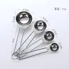 Juego de 4 Cucharas Medidoras de Acero Inoxidable, Cuerda de Cucharas Medidoras Multiespecificación con Escala, Medición en Gramos para Hornear, Cuchara Medidora para Leche en Polvo y Café